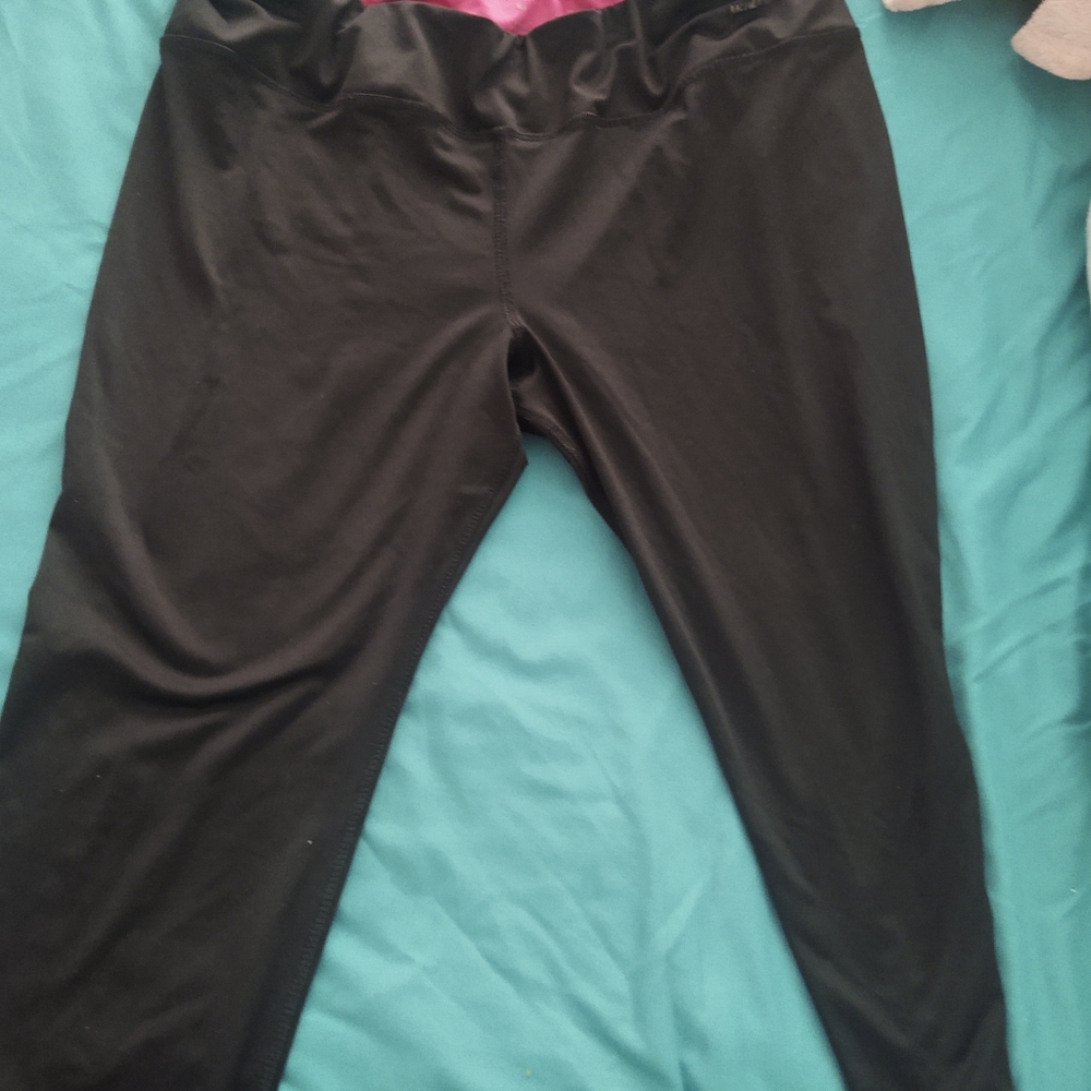 Two workout capris - Picture 4 of 5